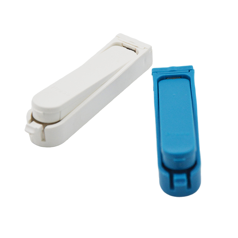 Needle Cutting and Collecting Container